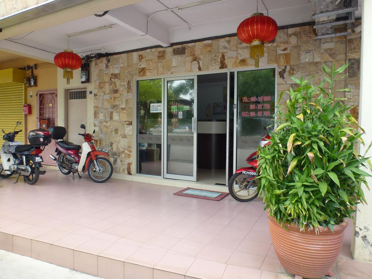 Batu Berendam Inn Kampong Sungai Putat Luaran gambar