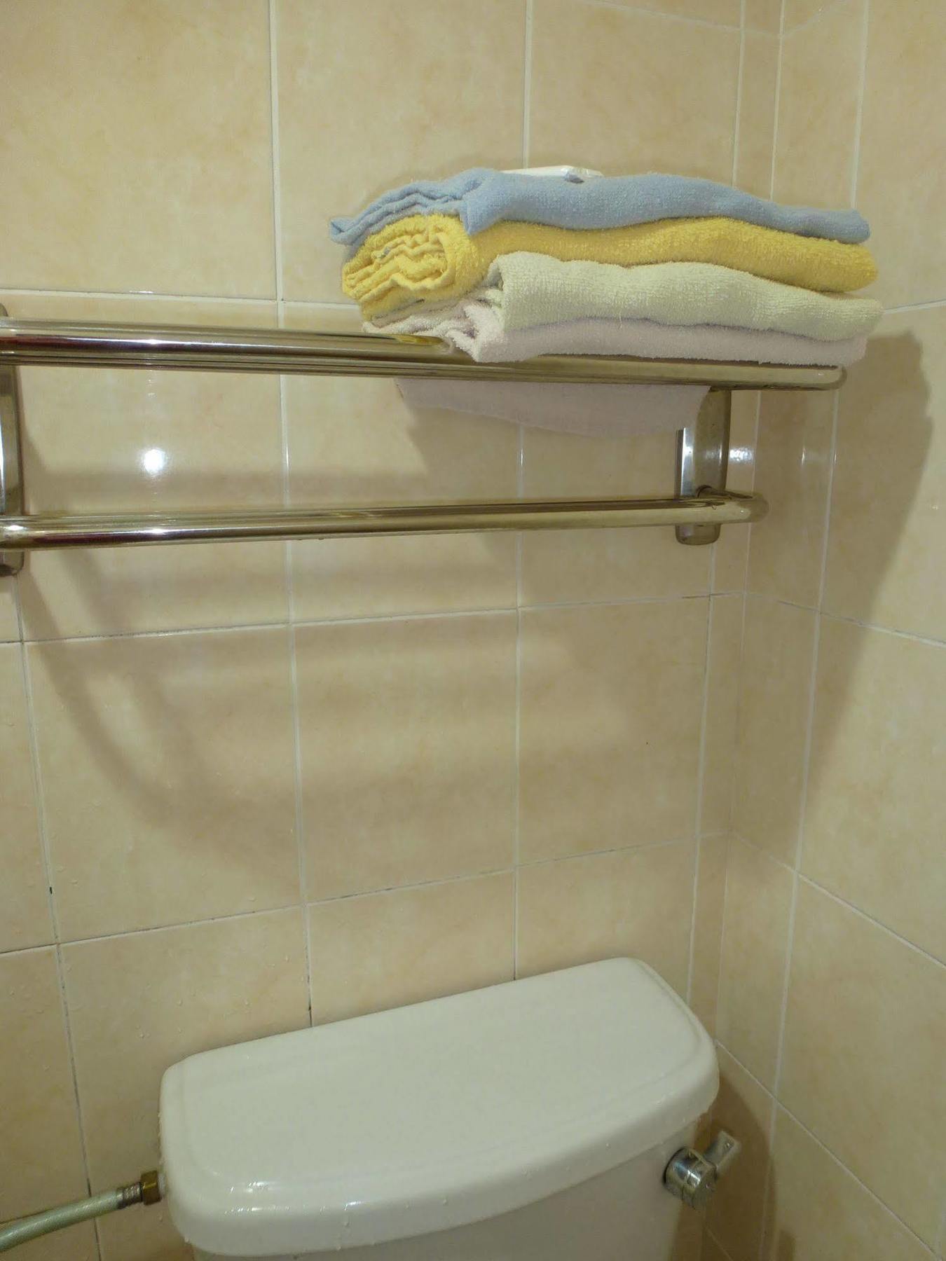 Batu Berendam Inn Kampong Sungai Putat Luaran gambar